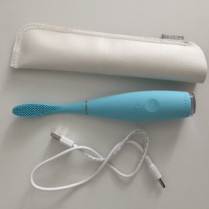 ＃foreo issa硅胶智能电动牙刷＃ 比一般电动牙刷舒适太多！
