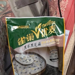 ＃雀巢优麦即食牛奶燕麦片（黑米黑芝麻口味）＃初次试吃心得