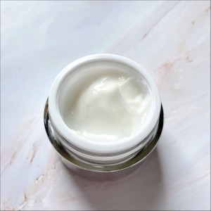 ＃revive瑞微拂赋活焕彩眼膜 ＃试用心得